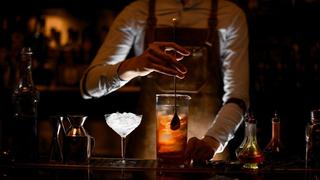 La propuesta de Pernod Ricard para reactivar la economía de los bartenders 