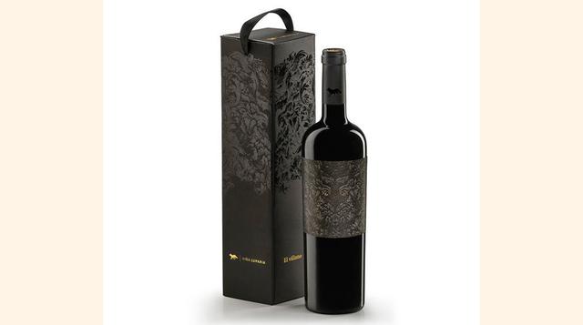 ‘El Villano’, así se llama el nuevo integrante de la ‘Manada Luparia’, una combinación de tempranillo y garnacha y notable madurez, tan exclusiva que se presenta en una edición limitada de solo 3.100 botellas. Denso, complejo en nariz y peligroso en las n