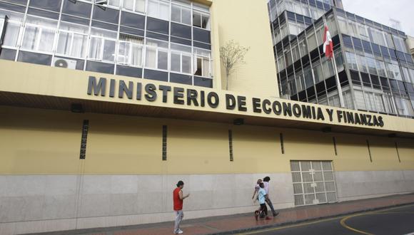 María Antonieta Alva, informó que se emitió bonos por US$ 3,000 millones en el mercado internacional a la tasa más baja históricamente. (Foto: GEC)