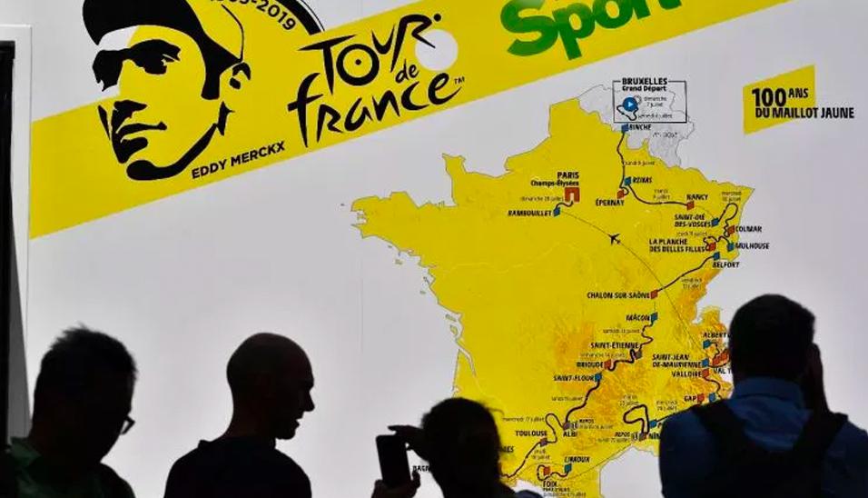 FOTO 1 | 1. ¿Quién lo vistió en primer lugar?Christophe, apodado el "Viejo galo", pero también "el canario", se lo enfundó el 19 de julio de 1919 en Grenoble, al término de la undécima etapa. Debía haberlo vestido cuatro días antes, pero todavía no lo habían confeccionado.