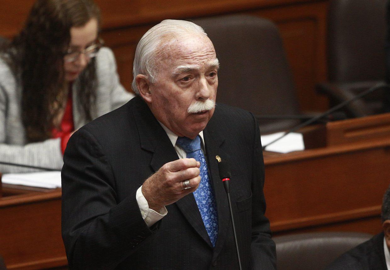 Carlos Tubino indicó que será Daniel Salaverry el que determine cuándo se reunirá el Consejo Directivo. (Foto: GEC)