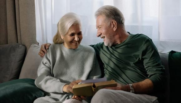 Las personas mayores de los 70 años ya pueden jubilarse en Estados Unidos (Foto: Pexels)