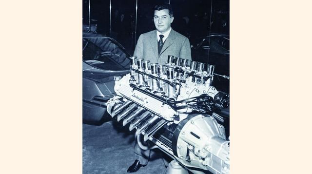 Al principio no existían ni murciélagos ni gallardos, los nombres eran estrictamente alfanuméricos. Sin embargo, Lamborghini recayó en que necesitaba unos más comerciales. Uno de ellos fue el famoso Miura, que salió a la venta en 1966. (Foto: Megaricos)