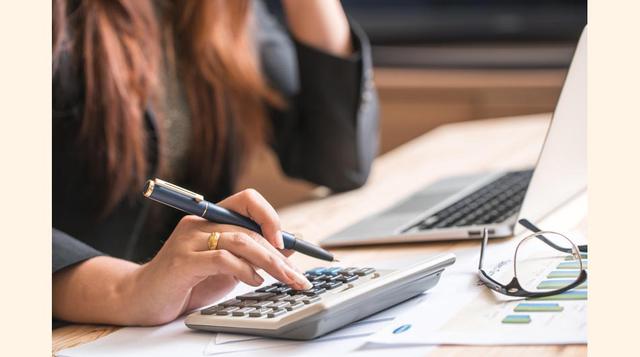 Cuando se esté planificando el presupuesto de nómina de la empresa, de tal forma que se pueda programar el aumento con anticipación.