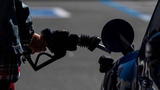 COVID impulsa ventas de automóviles y gasolina en todo el mundo