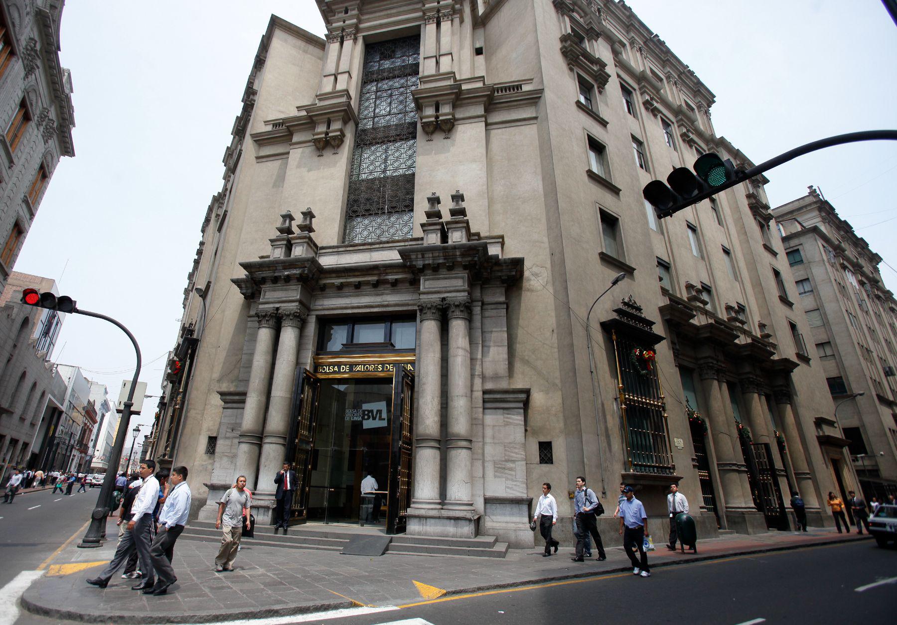 Acciones mineras locales se vieron afectadas. (Foto: Andina)