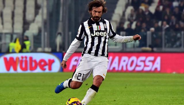 Andrea Pirlo |Al medio campo iría el ‘cerebro’ del equipo, Pirlo, quien no solo es clave para repartir balones, también es importante en los tiros libres. El precio de este jugador está cerca de los 3 millones de dólares, calcula Transfermarkt.es. (AFP)