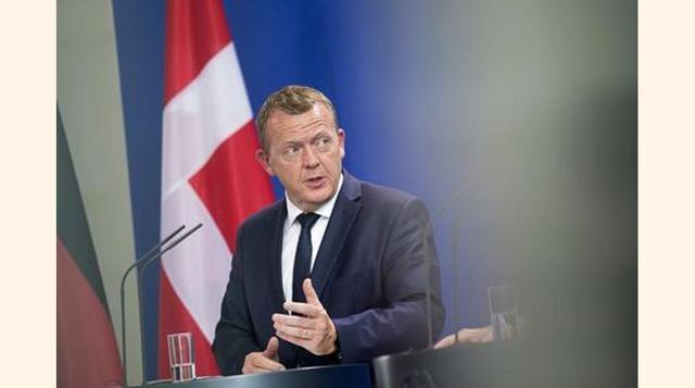 Lars Lokke Rasmussen, primer ministro de Dinamarca gana anualmente 195,442 euros (US$ 222,651).