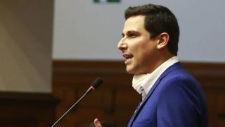 César Combina califica de “irresponsabilidad” amenazas de vocero de Podemos Perú a la Mesa Directiva