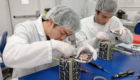 Goldman, Lockheed financian firma que fabrica pequeños satélites