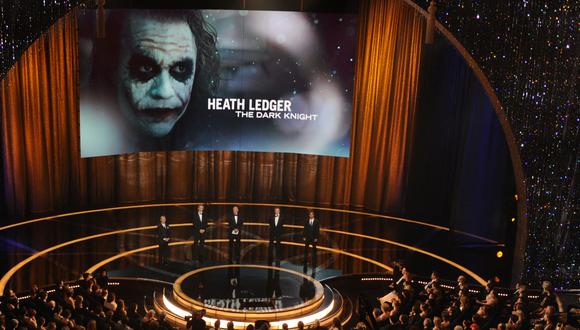 La imagen de Heath Ledger como el Joker de "The Dark Knight" en los Premios Oscar 2009 (Foto: AFP)