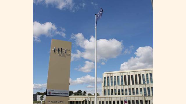 HEC Paris. Puesto a nivel mundial: #15. Localización: Francia. Sueldo medio de sus graduados: 120.446 euros al año