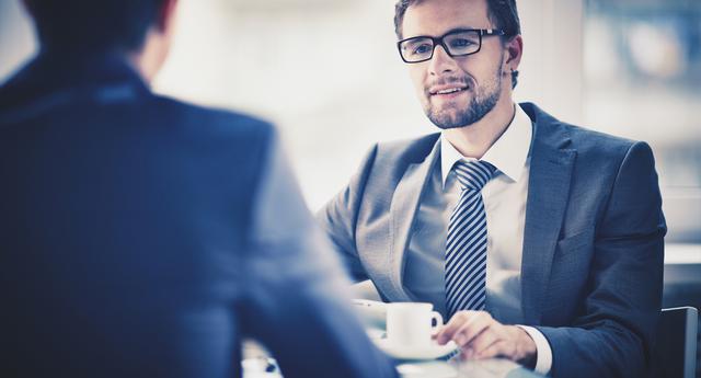 FOTO 7 | 7. Crea soluciones en conjunto
Cuando ambas partes colaboran aumenta la posibilidad de un cambio en el comportamiento de ambos. Antes de salir de una reunión de estas deben estar todos de acuerdo con los resultados. Una confirmación por escrito poco después ayuda a evitar las confusiones y previene malos entendidos, además de convertirse en un ejemplo de una conversación difícil que se volvió una interacción constructiva con beneficios para todos. (Foto: Freepik)