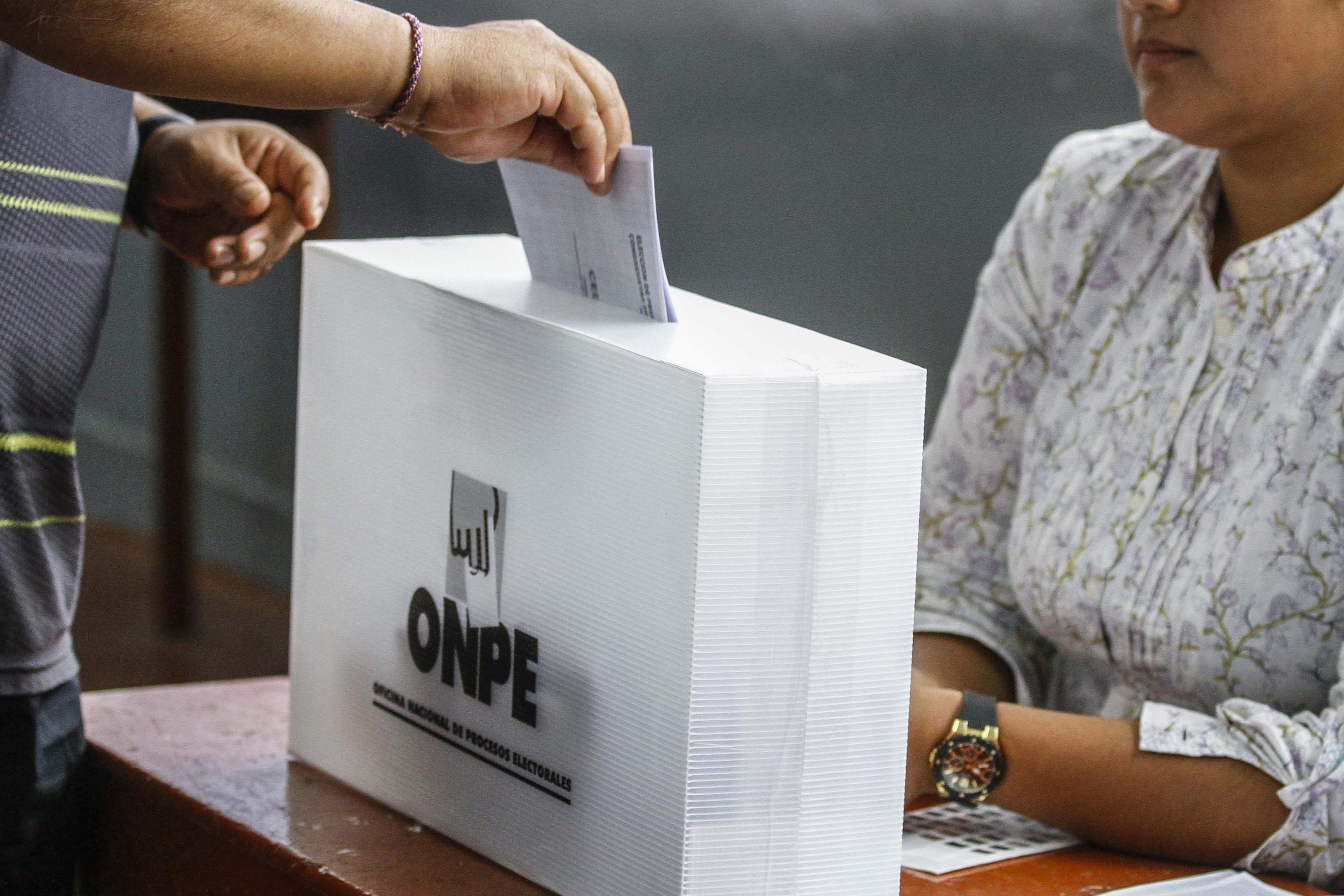 Medidas. La Ley de Partidos Políticos exige que se realicen elecciones internas, pero no obliga a que la supervice la ONPE. (Foto: USI)