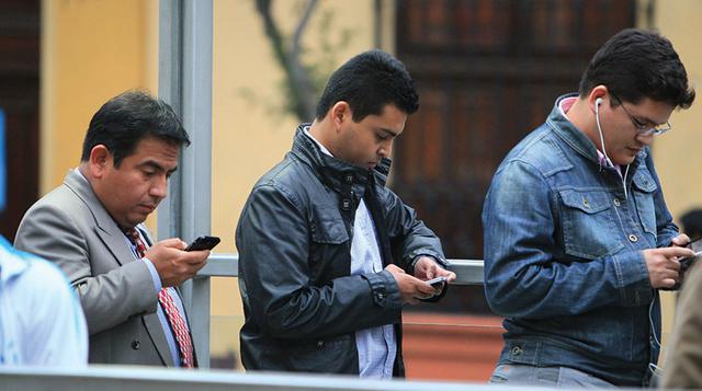 12.   Los Smartphones comienzan a ganar terreno en el momento “quiero-comprar”, con alta penetración en acciones más próximas a la compra como búsqueda de fechas de estreno, horarios y entradas.