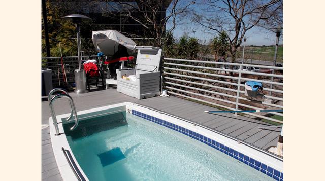Incluso hay una pequeña piscina para cualquier empleado de Mountain View que tenga ganas de un chapuzón. (Foto: Reuters)