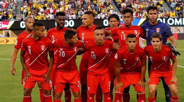 La selección de fútbol del Perú Nº 19. Su organización está a cargo de la Federación Peruana de Fútbol, la cual es miembro de la Confederación Sudamericana de Fútbol. Su debut se produjo el 1 de noviembre de 1927 ante la selección de Uruguay en el Campeon