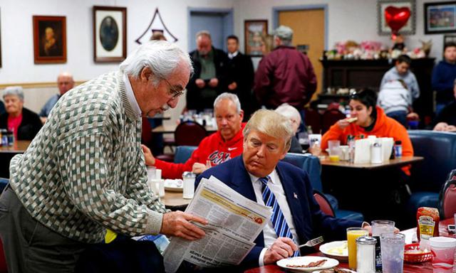 El actual Presidente de EE.UU. ha dado repetidas señales que prefiere la comida chatarra. Por ejemplo, varios medios -el mismo New York Times, Washington Post, Axion, Huffington Post, entre otros – han reporteado el tema y en todos, señalan que si bien Tr