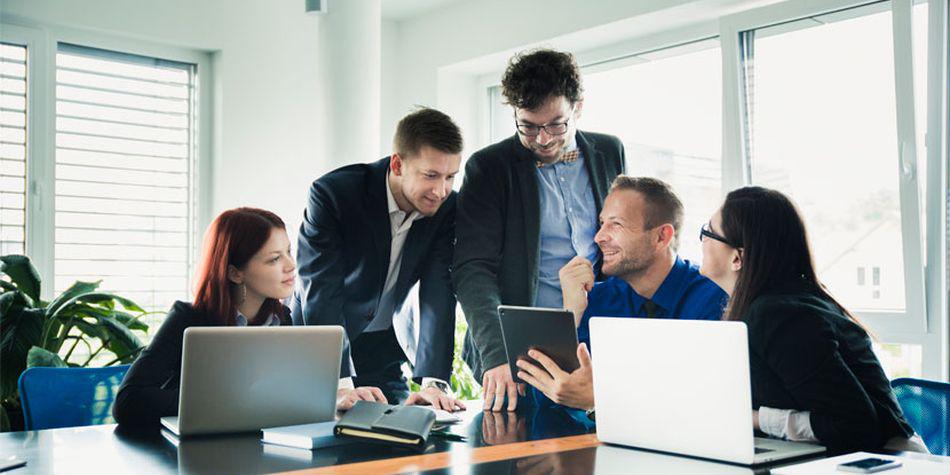 Los mejores opciones de carrera para introvertidos y extrovertidos, según un experto en orientación vocacional. (Foto: Shutterstock)