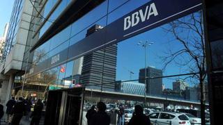 Banco BBVA estudia la venta de sus AFP en Perú, Colombia y Chile