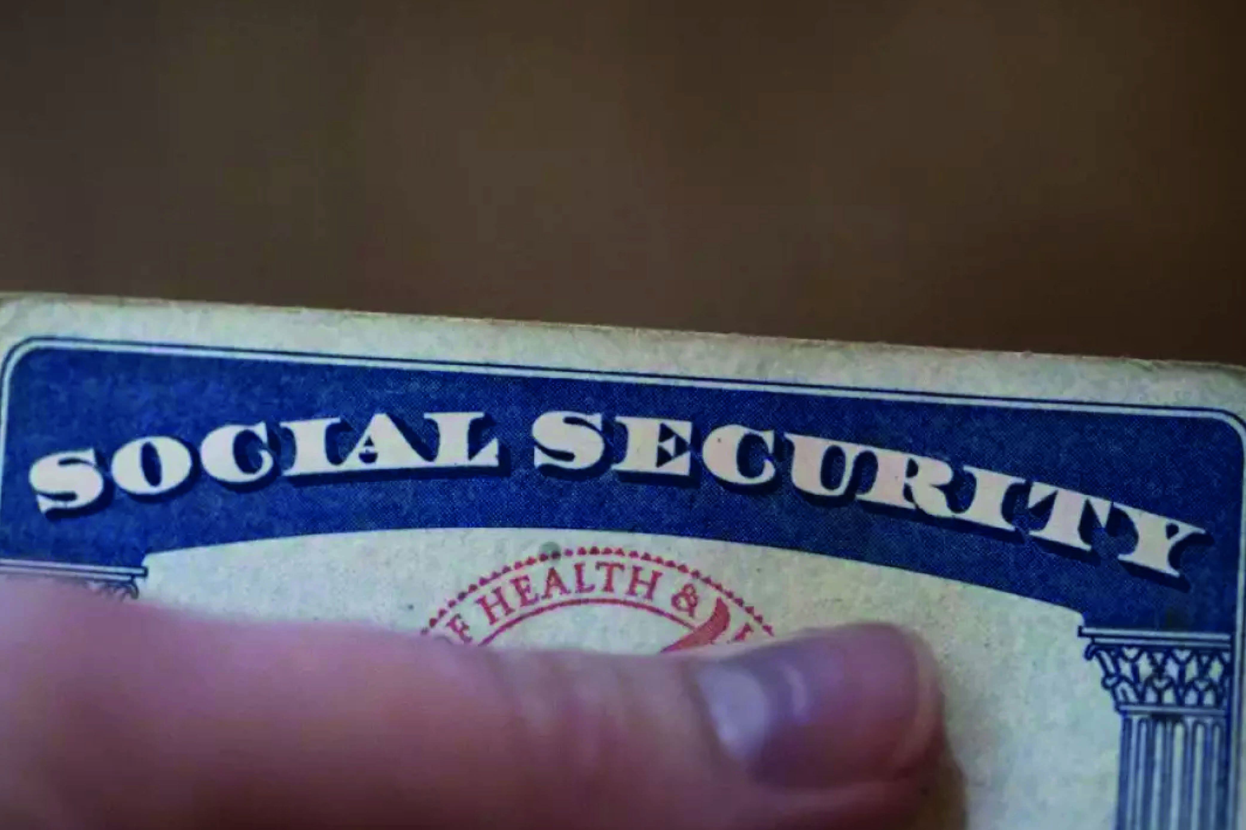 Millones de personas son beneficiarios de los programas de Seguridad Social (Foto: AP)