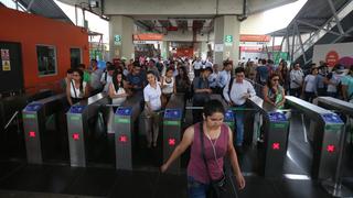 Metro de Lima: Contraloría pide corregir desorden en cobro de pasajes