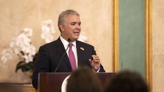 Presidente Duque de Colombia dice que sería una “estupidez” si su sucesor espanta la inversión