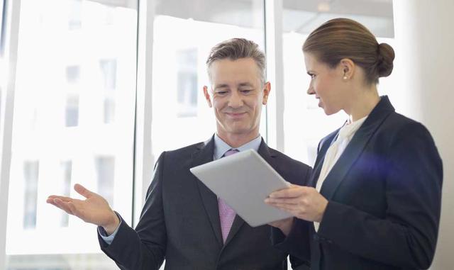 Comportamiento ético.  Existen empresas que, justamente por mantener una línea ética, reestructuran su directorio, cambian al gerente general e incluso al CEO. Esto revela que las organizaciones están dispuestas a tomar decisiones muy radicales para prese