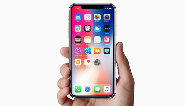 Foto 15 | Mientras que el iPhone X se basa en su Face ID, que analiza 30,000 puntos invisibles para crear un mapa preciso del rostro de un usuario. (Foto: Difusión)