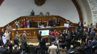 Venezuela: Parlamento declara a Maduro en "abandono de cargo" por grave crisis