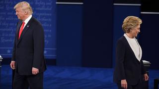 Clinton supera a Trump por seis puntos, la misma ventaja que antes del anuncio del FBI