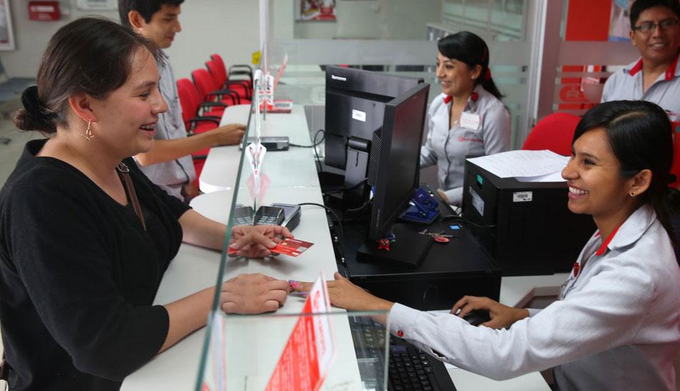 Foto 4 | Cajas rurales logran su mejor primer trimestre en 5 años. Las utilidades de las cajas rurales ascendieron a S/1.1 millones en el primer trimestre. Tal cifra, aunque no es de envergadura, representa la más alta conseguida por esas cajas en los últimos cinco años, según datos de la Superintendencia de Banca, Seguros y AFP (SBS). Este resultado favorable radica en que la caída de los gastos financieros atenuó el retroceso de los ingresos de este tipo. De las seis cajas rurales, dos lograron aumentar sus ganancias, una las redujo y 3 registraron pérdidas. Si bien las cajas rurales registran una rentabilidad patrimonial (ROE) negativa, esta ha mejorado al pasar de -2.42% a -0.91% en el lapso de análisis. Las cajas municipales obtuvieron S/86 millones en utilidades en el primer trimestre, cifra que implica un crecimiento de 7.8%, explicado principalmente por el aumento de 15% en sus ingresos financieros, según datos de la SBS. Así, estas instituciones volvieron a incrementar beneficios netos, tras reportar una merma de 7% al cierre del año pasado (Foto: Andina).