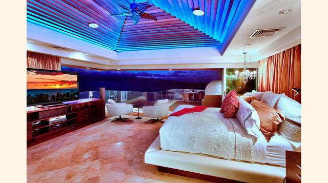 La mega residencia cuenta con cinco habitaciones, siete baños y es lo suficientemente grande como para alojar hasta doce invitados. (Foto: Megaricos)