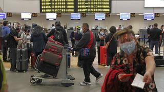 Gobierno extiende la suspensión de vuelos procedentes de Brasil e India