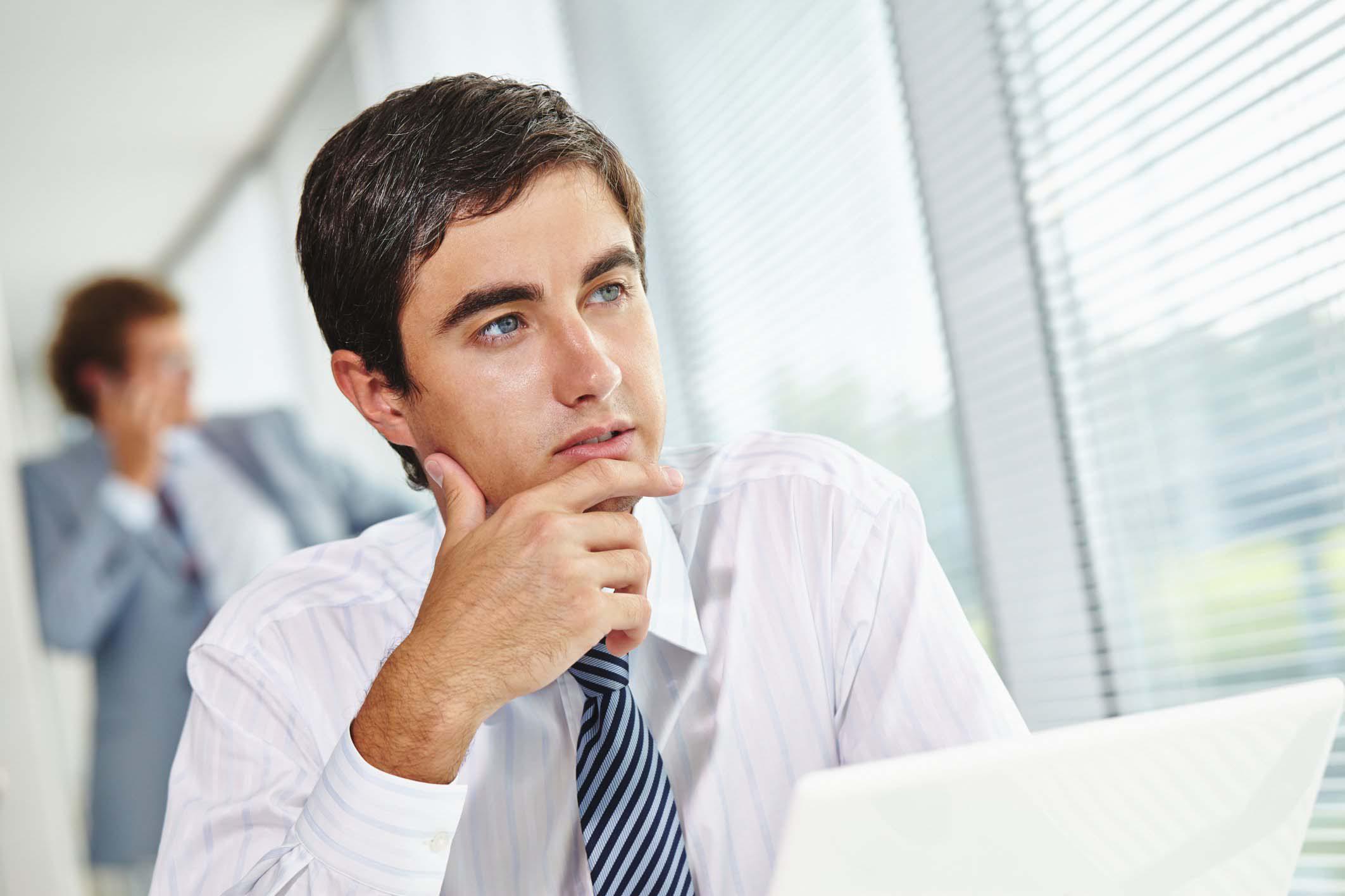 FOTO 1 | 1.    Pensamiento estratégico. En la era digital, el talento se ha convertido en un elemento diferenciador para las empresas y clave para el éxito de sus negocios, por tanto, los líderes y directivos de RRHH necesitan adoptar una fuerte mentalidad estratégica de cara a captar, retener y desarrollar a los mejores profesionales.