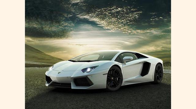 Lamborghini Aventador. Potenciado con un motor V12 de 6.5 litros capaz de acelerar de 0 a 100 km/h en 2.9 segundos y alcanzar la velocidad máxima de 349 km/h. Precio: US$ 450,000. (Foto: Megaricos)