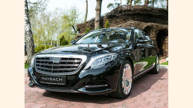 Mercedes-Benz S600 2015 – US$ 175,000. Dicen que el Mercedes-Benz S600 del magnate es tan robusto, que puede resistir hasta una pequeña explosión ¿igual que el coche de James Bond? Su V12 de 500 caballos le permite acelerar de 0 a 96 km/h en menos de 5 se