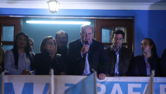 López Aliaga lidera el sondeo a boca de urna de Ipsos/América Televisión. Fotos : jorge.cerdan/@photo.gec
