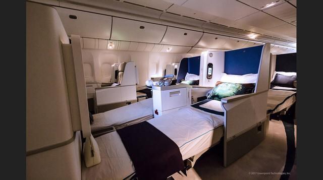 Esta lujosa cabina tiene espacio para 88 asientos y cada uno de estos puede convertirse en una cama de 70,5 pulgadas. (Foto: Megaricos)
