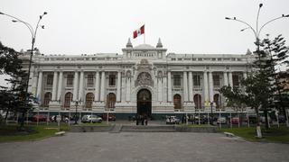 ¿Qué pasa cuando el Ejecutivo presenta la cuestión de confianza al Congreso?