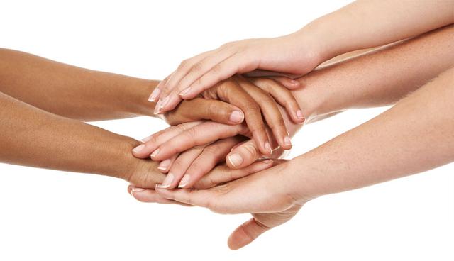 FOTO 6 | 6. Ayuda a los demás

Ya sea que estés devolviendo a tu comunidad local o a una organización benéfica en todo el mundo, es importante ayudar a los demás. Ser un emprendedor no es una tarea fácil y no puedes hacerlo todo por su cuenta.

Ayudar a los demás es una de las mejores cosas que puedes hacer por ti mismo. Te permite obtener una mejor comprensión del mundo en el que vives y te da una mejor idea de lo que puedes hacer para impulsar al mundo.

Además, nunca se sabe qué oportunidades se presentarán cuando te propones una causa mayor.