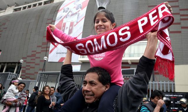 FOTO 6 | Asimismo, sin perjuicio de lo establecido por el MTPE, los titulares de las entidades del sector público adoptarán las medidas necesarias para garantizar a la comunidad, durante las horas no laborables establecidas, la provisión de aquellos servi