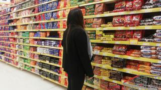 Octógonos impresos: los alimentos procesados importados que no los tienen reducirían su oferta 