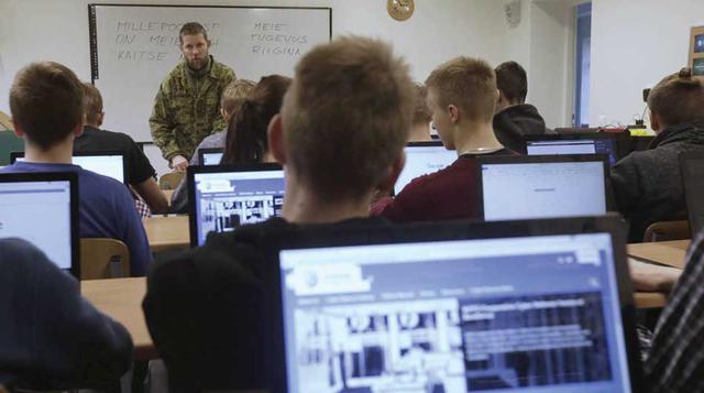 Entre los contendientes de este año está Estonia. Amenazado por Vladimir Putin, es uno de los pocos miembros de la OTAN que cumple su obligación de gastar el 2% del PBI en defensa. A pesar de ser uno de los países más pobres de Europa, sus escolares tuvie