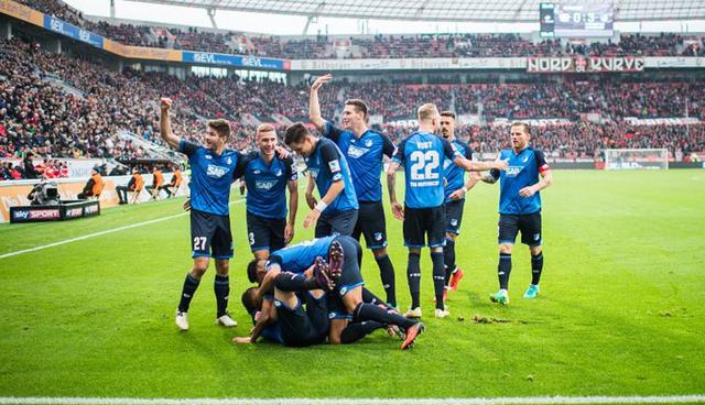 FOTO 32 | Hoffenheim es vestido por Lotto.