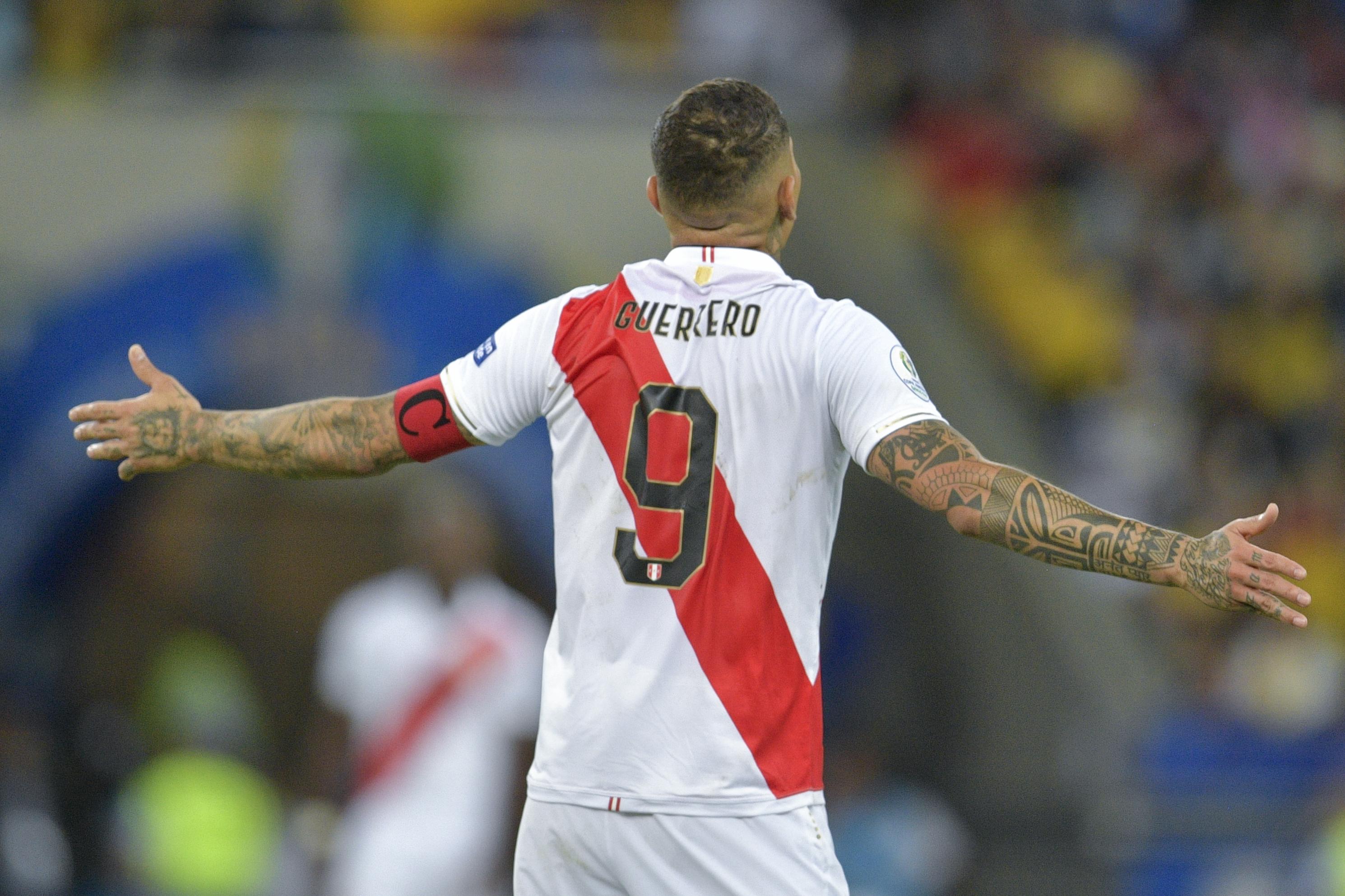 Paolo Guerrero, capitán de nuestra selección. (Foto: AFP)