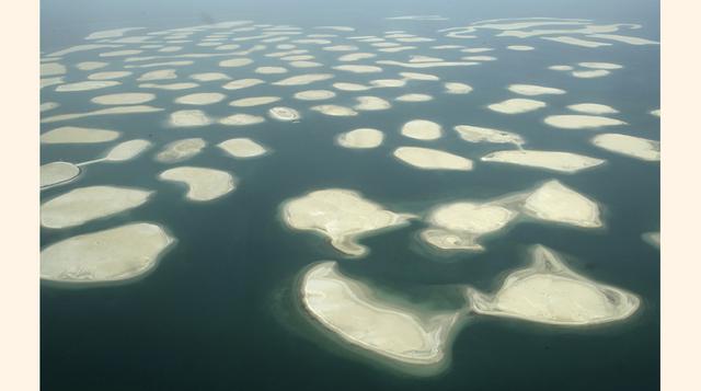 Este archipiélago artificial, acertadamente llamado The World, fue diseñado para parecerse a un mapa del mundo desde arriba.