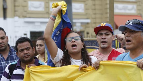 Los venezolanos entonaron cánticos contra Nicolás Maduro. (Mario Zapata/Grupo El Comercio)