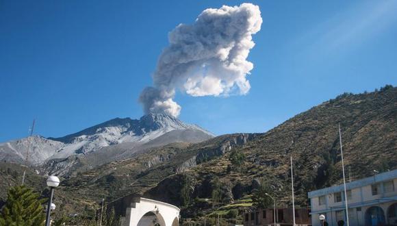 Volcán Ubinas en Moquegua registró nueva explosión. (Foto: Andina)