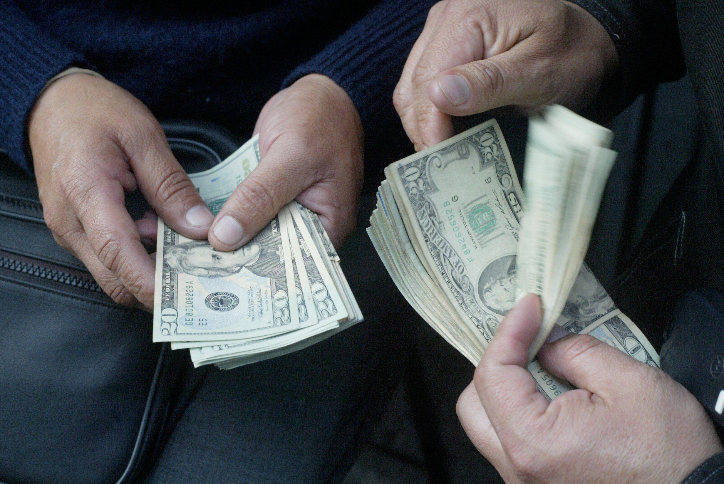 En casas de cambio, el dólar se cotiza a S/ 3.333 (compra) y S/ 3.334 (venta). (Foto: USI)